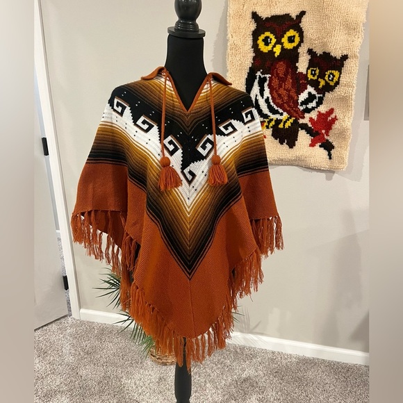 Vintage Sweaters - Vintage 70s-80s Poncho